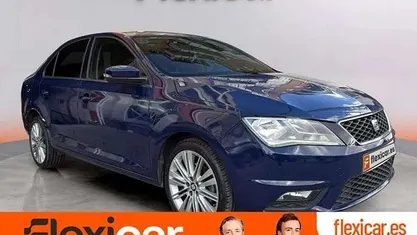 Usado Seat Toledo Style 110 CV (80 kW) 2017 Azul Utilitario