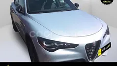 Usado 2023 Alfa Romeo Stelvio Sprint SUV | 31.750 € (Precio justo)