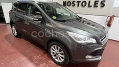 Usado 2015 Ford Kuga Titanium SUV | 8995 € (Buen precio)