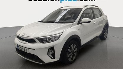 Usado Kia Stonic 84 HP (61 kW) 2023 Branco SUV