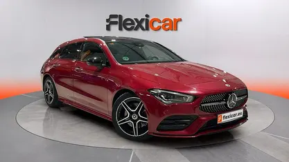 Usado Mercedes CLA200 Shooting Brake 150 CV (110 kW) 2021 Familiar