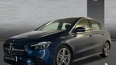 Azul Usado 2023 Mercedes B180 Monovolumen | 32.300 € (Precio justo)