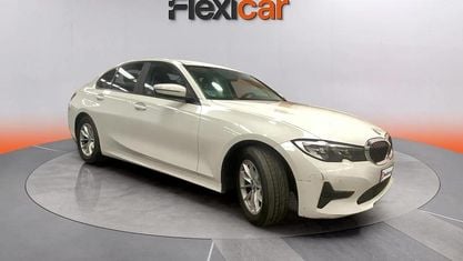 Używany BMW 318 150 KM (110 kW) 2022 Biały Sedan/Limuzyna