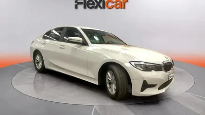 Usado BMW 318 150 CV (110 kW) 2022 Blanco Berlina