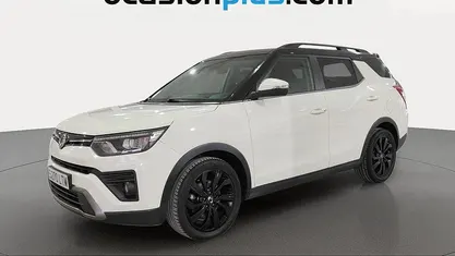 Usado Ssangyong (KGM) Tivoli Limited 163 CV (119 kW) 2021 Blanco SUV