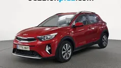 Rojo Usado 2023 Kia Stonic SUV | 16.082 € (Precio justo)