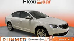 Blanco Usado 2019 Skoda Octavia Active Berlina | 13.790 € (Precio justo)