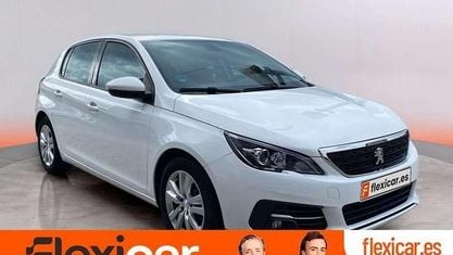 Usado Peugeot 308 Allure 131 CV (96 kW) 2021 Blanco Utilitario