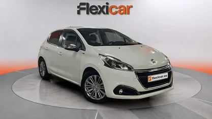 Usado Peugeot 208 Access 68 CV (50 kW) 2016 Utilitario