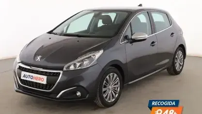 Usado Peugeot 208 Allure 82 CV (60 kW) 2016 Gris Utilitario