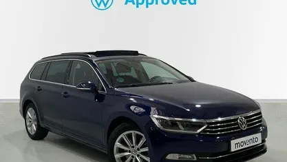 Usado VW Passat Advance 120 CV (88 kW) 2018 Azul Familiar