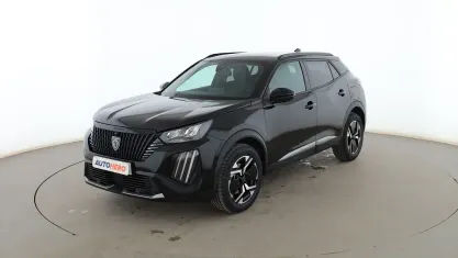 Usado Peugeot 2008 Allure 136 CV (100 kW) 2025 Negro SUV
