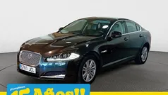 Gris Usado 2015 Jaguar XF Luxury Berlina | 16.900 € (Precio justo)
