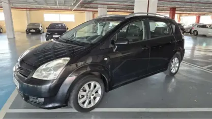 Usado Toyota Corolla Luna 129 CV (94 kW) 2006 Familiar