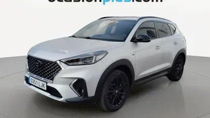 Usado Hyundai Tucson N Line 132 CV (97 kW) 2020 Gris plata SUV