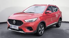 Rojo Usado 2024 MG ZS Comfort Berlina | 15.865 € (Precio justo)