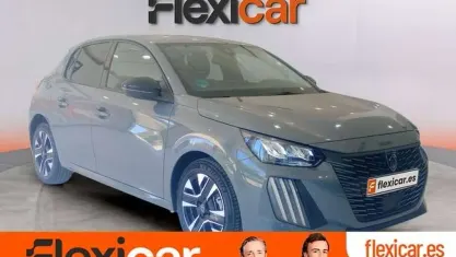 Usado Peugeot 208 Allure 101 CV (74 kW) 2025 Gris Utilitario