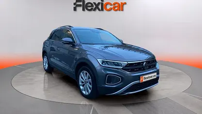 Usado VW T-Roc Life 150 CV (110 kW) 2023 SUV