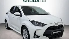 Blanco Usado 2024 Toyota Yaris Edition Berlina | 18.900 € (Precio justo)