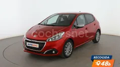 Usado 2019 Peugeot 208 Signature Sky Utilitario | 9499 € (Precio justo)