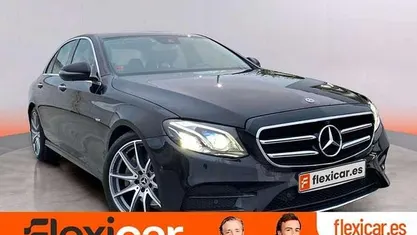 Usado Mercedes E200 160 CV (117 kW) 2020 Negro Berlina