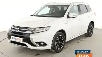 Usado Mitsubishi Outlander P-HEV 203 CV (149 kW) 2018 Blanco SUV