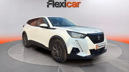 Usado Peugeot 2008 Active 110 CV (80 kW) 2021 SUV