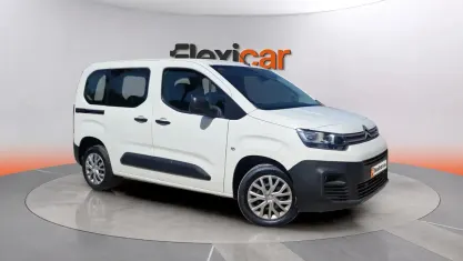 Usado Citroën Berlingo Live 102 CV (75 kW) 2021 Blanco Monovolumen