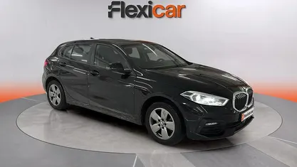 Usado BMW 118 136 CV (100 kW) 2022 Negro Utilitario