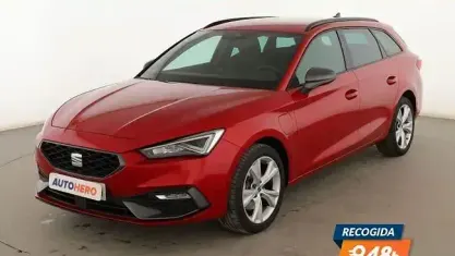 Usado Seat Leon FR 204 CV (150 kW) 2023 Rojo Familiar