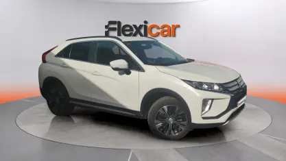 Usado Mitsubishi Eclipse Cross Spirit 163 CV (119 kW) 2021 Blanco SUV