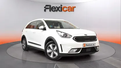 Usado Kia Niro 141 HP (103 kW) 2019 Branco SUV