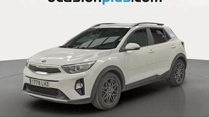 Käytetty Kia Stonic 120 HP (88 kW) 2020 Valkoinen Katumaasturi