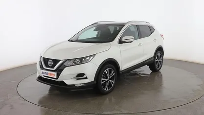 Usado Nissan Qashqai N-Connecta 116 CV (85 kW) 2020 Blanco SUV
