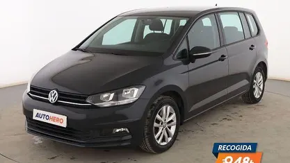 Usado VW Touran Edition 110 CV (80 kW) 2018 Gris Monovolumen