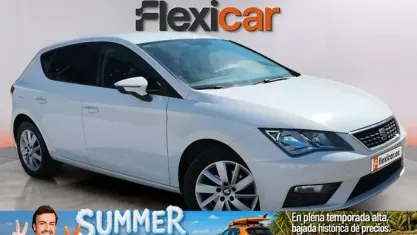 Usado Seat Leon ST Style 116 CV (85 kW) 2019 Blanco Familiar