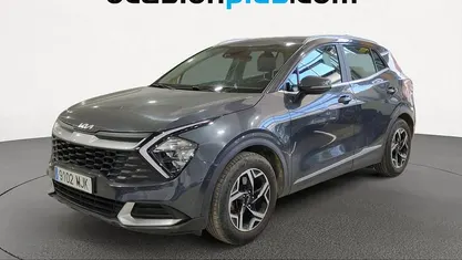Usado Kia Sportage 136 CV (100 kW) 2023 Gris SUV