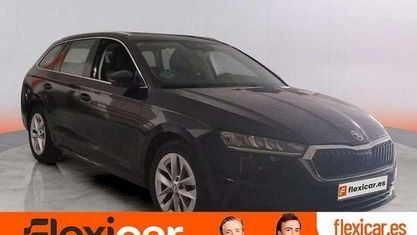 Käytetty Skoda Octavia Style 150 HP (110 kW) 2021 Sininen Farmari