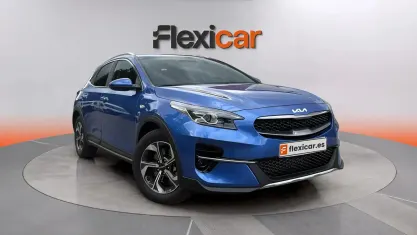 Usado Kia XCeed 120 HP (88 kW) 2022 Azul SUV