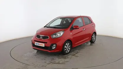 Usado Kia Picanto Urban 70 CV (51 kW) 2014 Rojo Utilitario