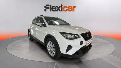 Usado Seat Arona Reference 95 HP (69 kW) 2023 SUV