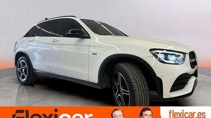 Usado Mercedes GLC300e 313 HP (230 kW) 2020 Branco Coupé