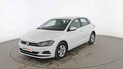 Usado VW Polo Advance 95 CV (69 kW) 2019 Gris Utilitario