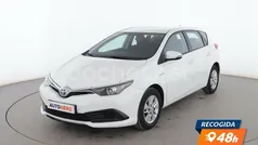 Blanco Usado 2018 Toyota Auris Hybrid Business Edition Berlina | 15.299 € (Precio justo)
