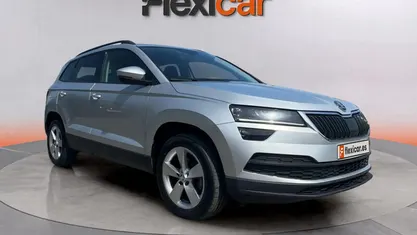 Usado Skoda Karoq Ambition 151 CV (111 kW) 2021 SUV