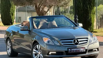 Usado Mercedes E200 Avantgarde 184 CV (135 kW) 2010 Gris / plata Descapotable