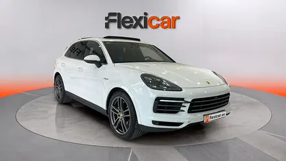 Usado Porsche Cayenne 462 CV (339 kW) 2018 Blanco SUV