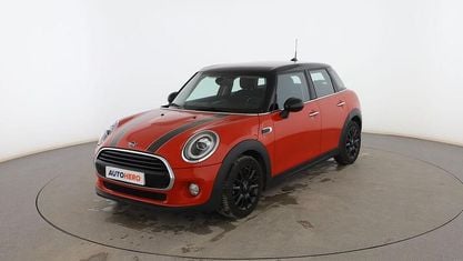 Używany Mini Cooper D 115 KM (84 kW) 2019 Czerwony Hatchback