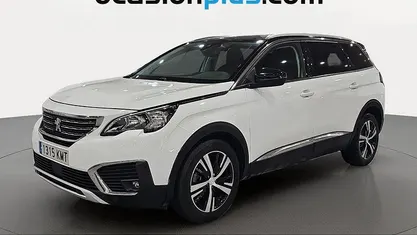 Usado Peugeot 5008 Allure 131 CV (96 kW) 2018 Blanco SUV