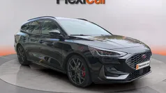 Negro Usado 2023 Ford Focus ST Familiar | 29.390 € (Precio justo)